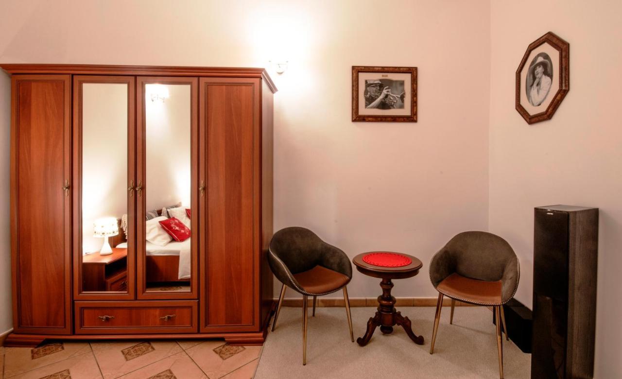 Nasze Kamienice Muzyczny Z Antresola Apartment